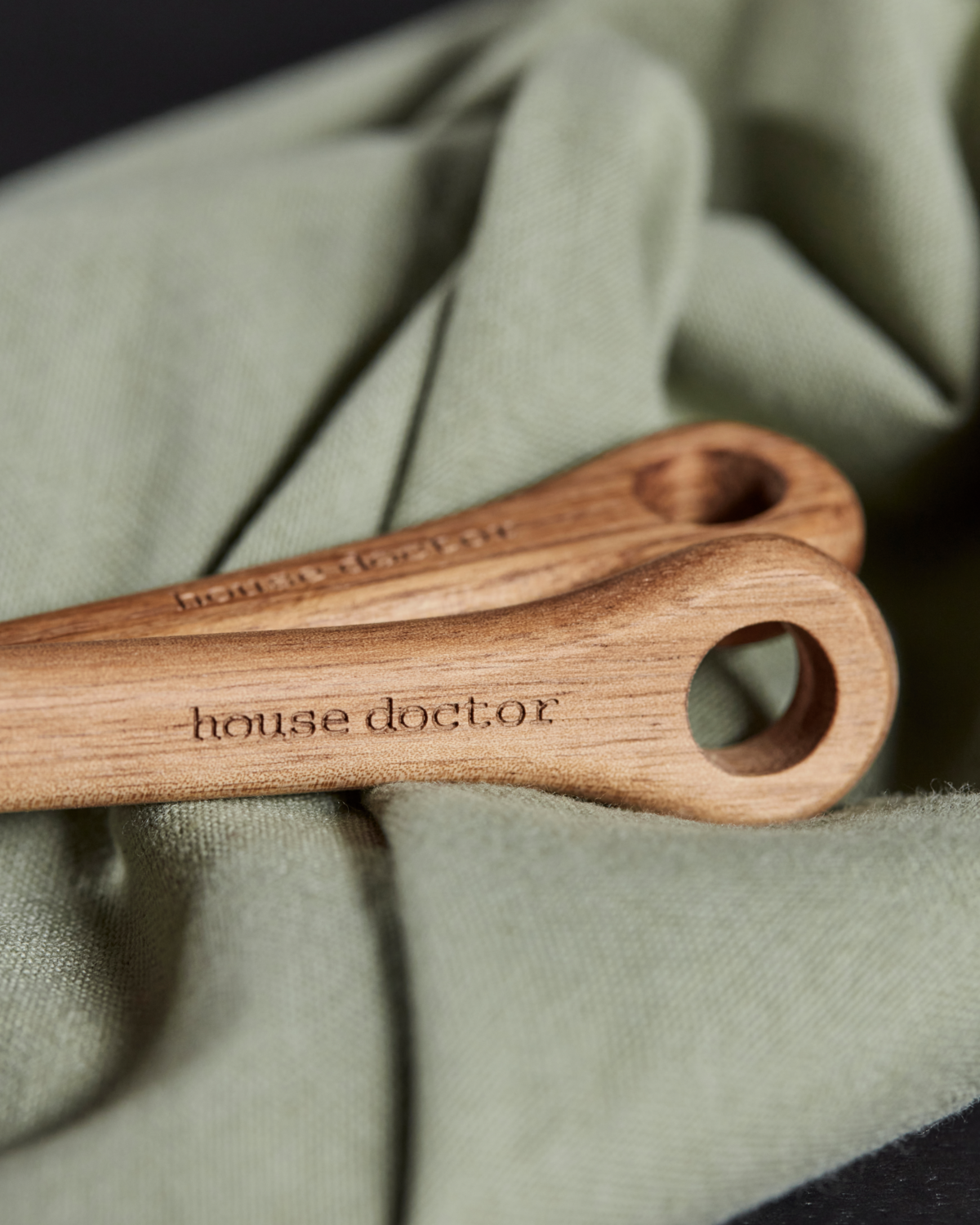 salati serveerimise komplekt 2tk lusikad salad serving set spoons 2 pcs õhtusöök lõunasöök terrassil piknikul in terrace dinner