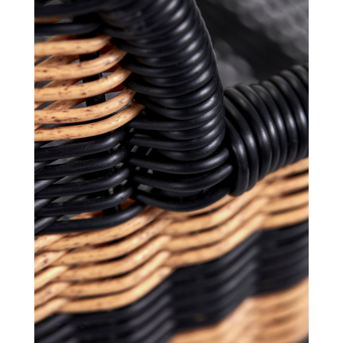 Lounge chair Hapur Stripes