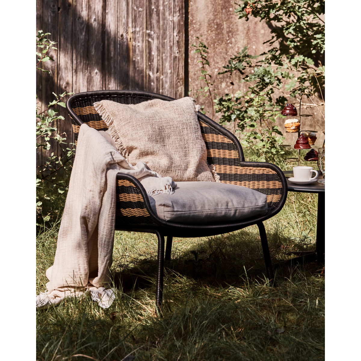 Lounge chair Hapur Stripes