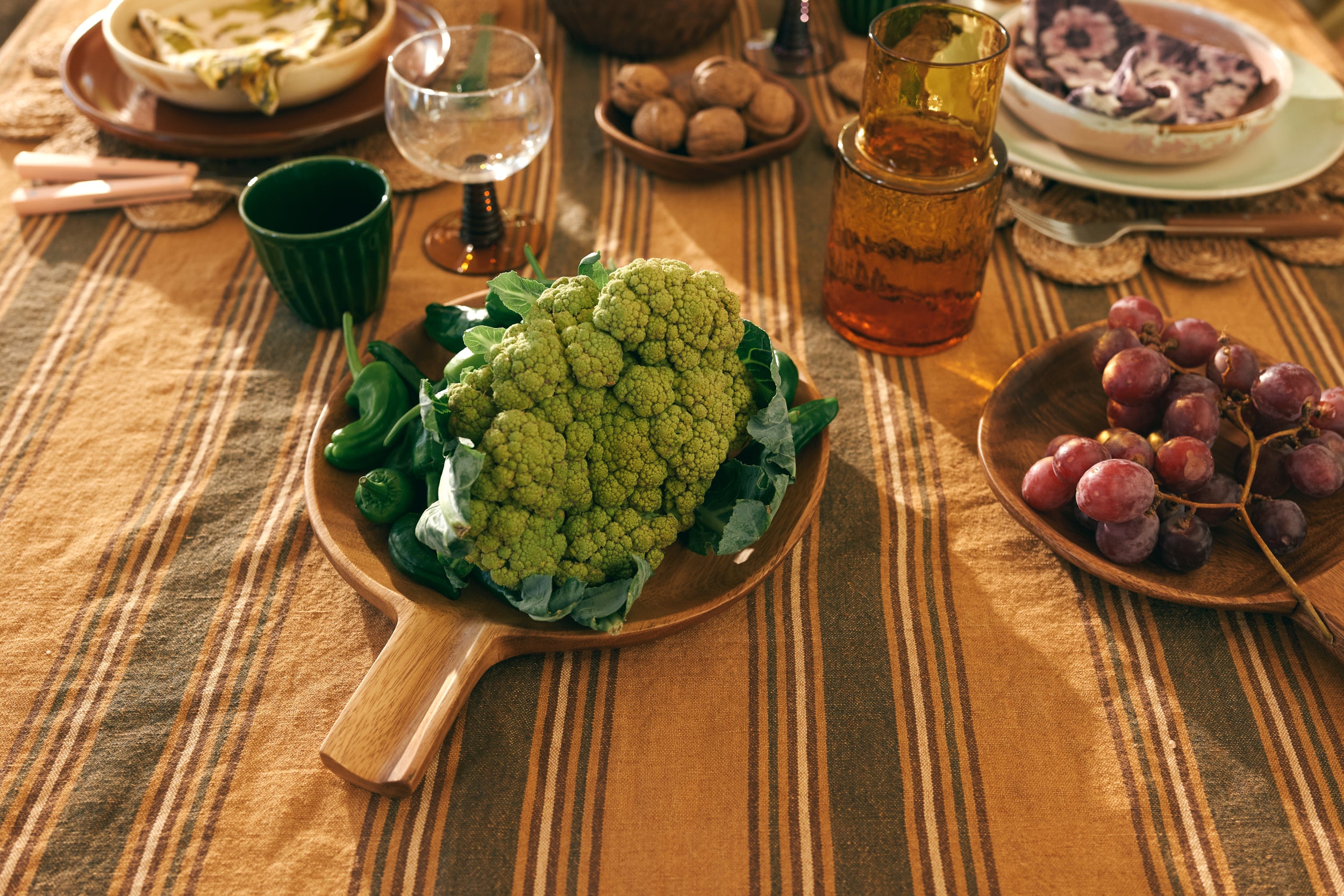 Acacia base / plate Mira L