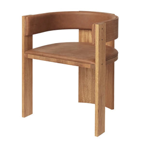 Söögitool on disainitud Taanis, inspireeritud minimalistlikust stiilist ja lihtsusest.  Väljanägemise poolest sobib tool ideaalselt nii koduseks kui ka professionaalseks kasutamiseks. Söögitool on valmistatud õlitatud täispuidust tammest. Tüüblid on valmistatud pähklipuust, mis annavad toolile sooja viimistluse. Kaunis nubuknahast polster tagab teile parima võimaliku istumismugavuse.