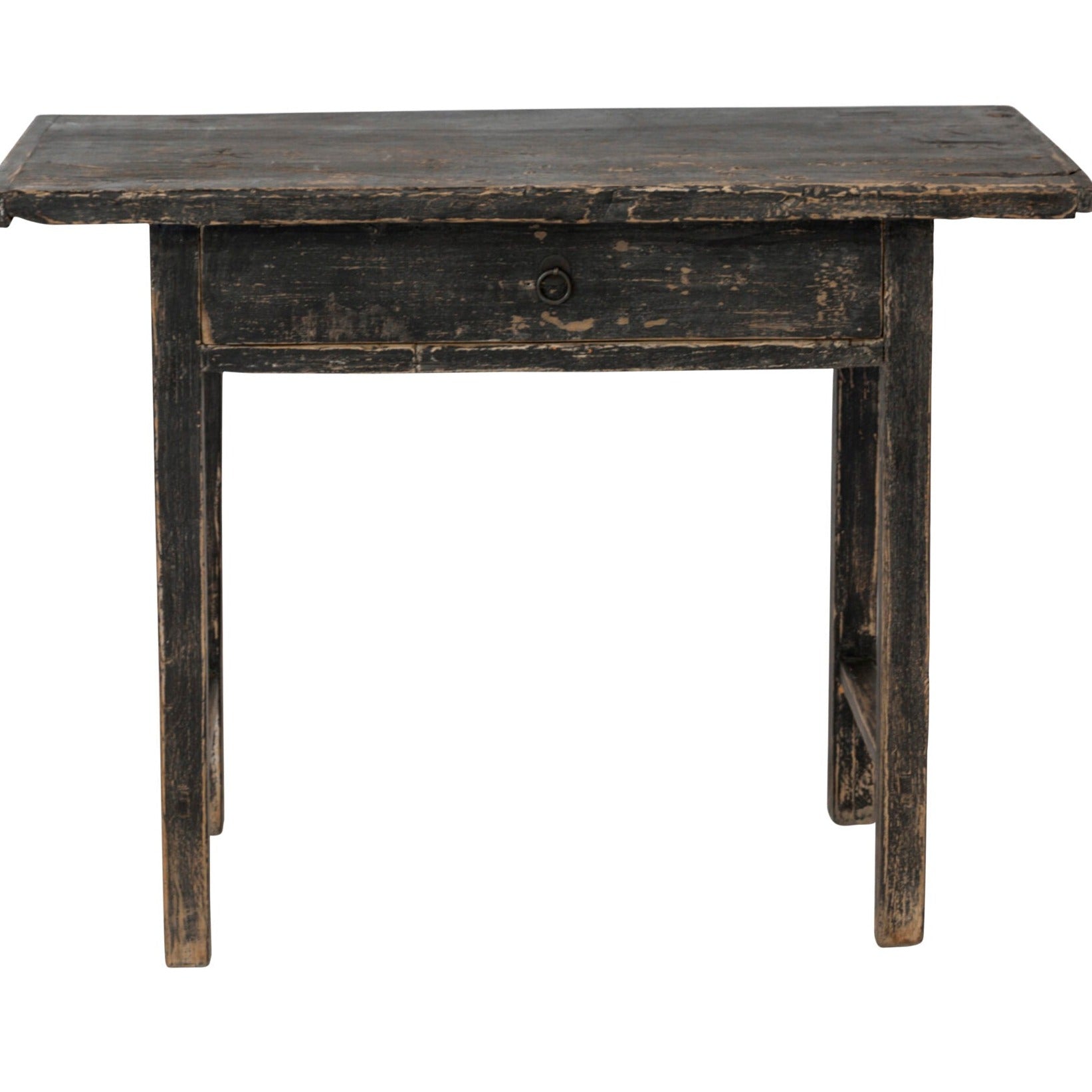 Vintage laud on unikaalne, rohkem kui 100-aasta vanune ese.  Materjal: Puit/viimistletud musta värvi vahaga.  Lauad erinevad nii mõõtudelt kui kujult, kuna tegu on unikaalse käsitööga ning vana esemega.