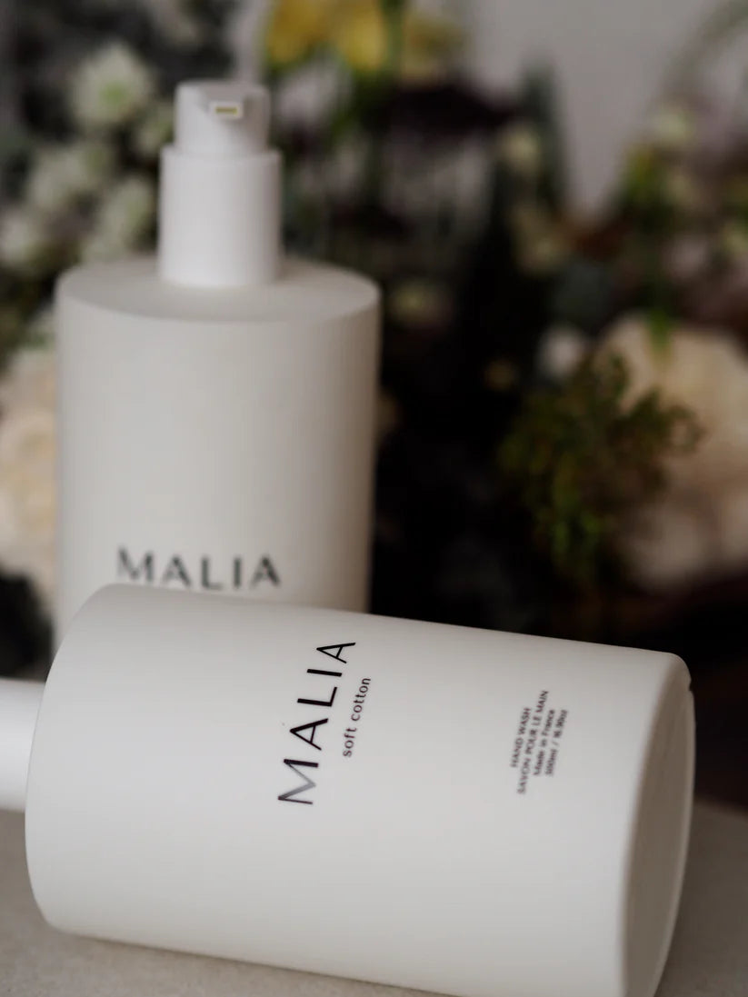 Luxurious hand wash Moments