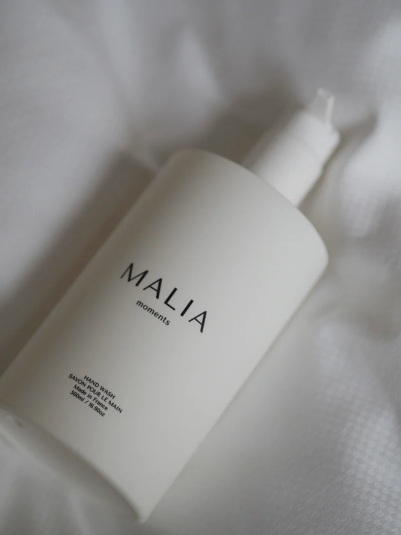 Luxurious hand wash Moments