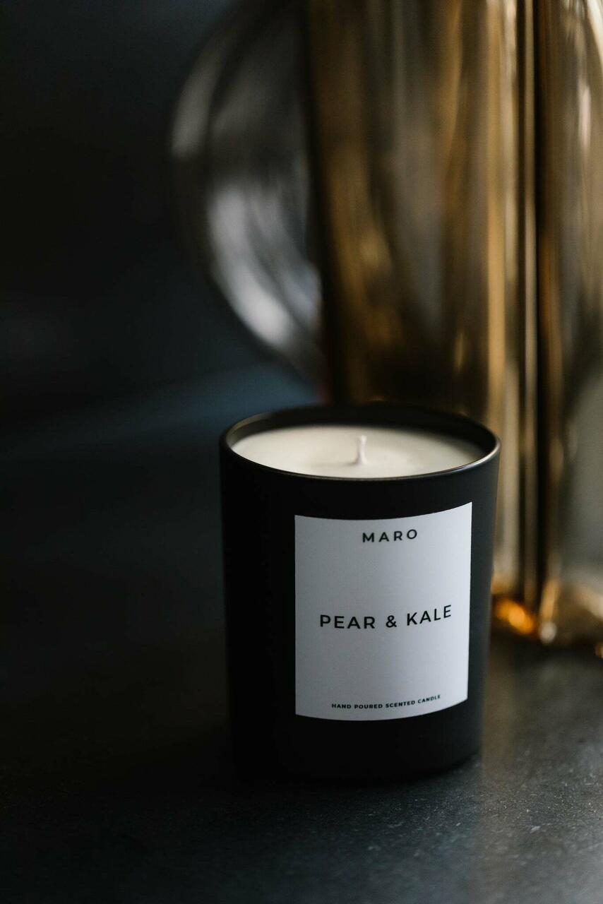 MARO scented soy candle Kale & Pear