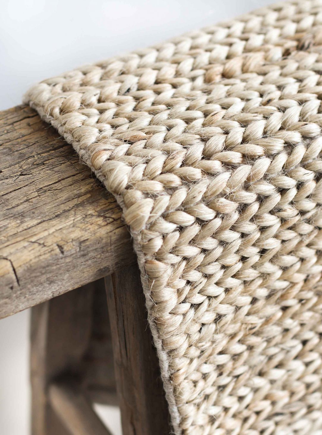 Hand-woven hemp rug natural 300x400