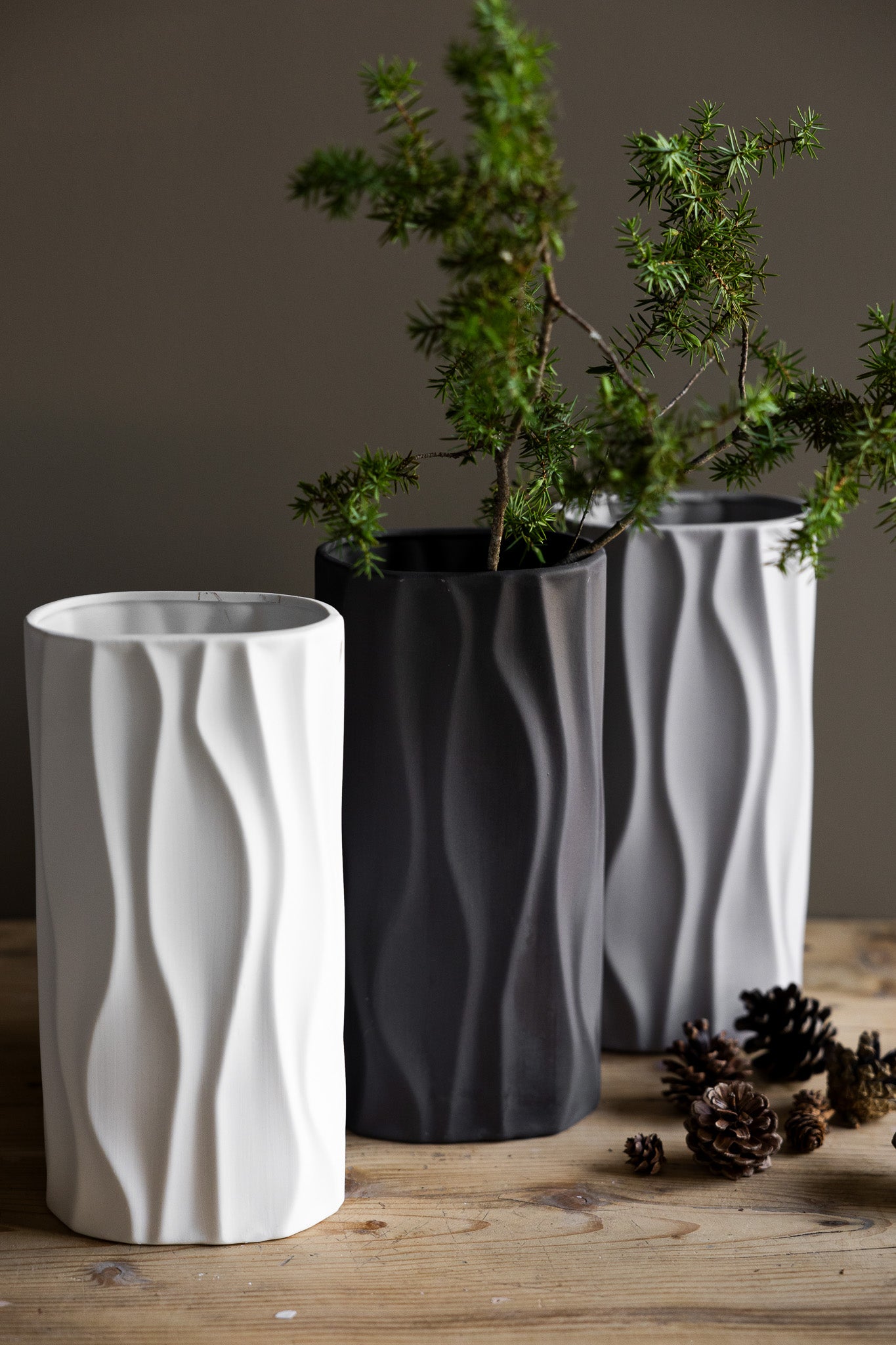 Keraamiline matt vaas Waves