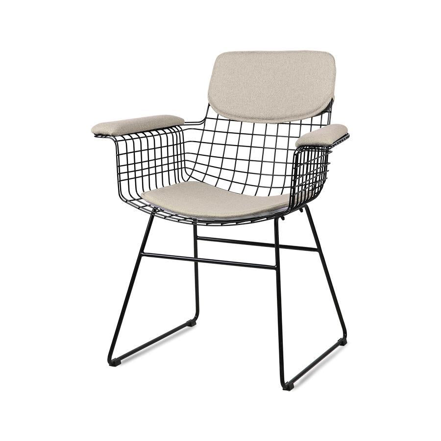 istmepadjad istmekatted metallist käetugedega toolile toolid HK living liiva värvi toolikatted