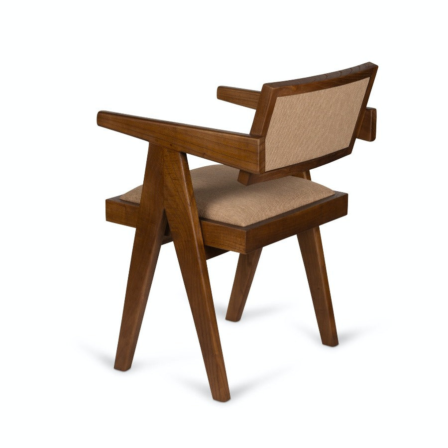 Easy chair with armrests/ brown