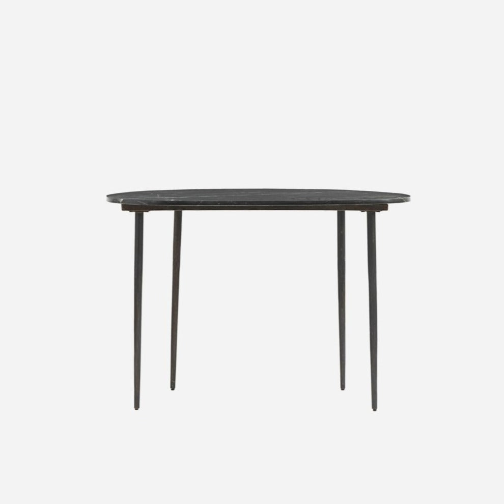 laud konsoollaud ovaalne must õhuline ilus stiilne  must marmor kirjutuslaud table desk oval writing table console marble stylish modern 