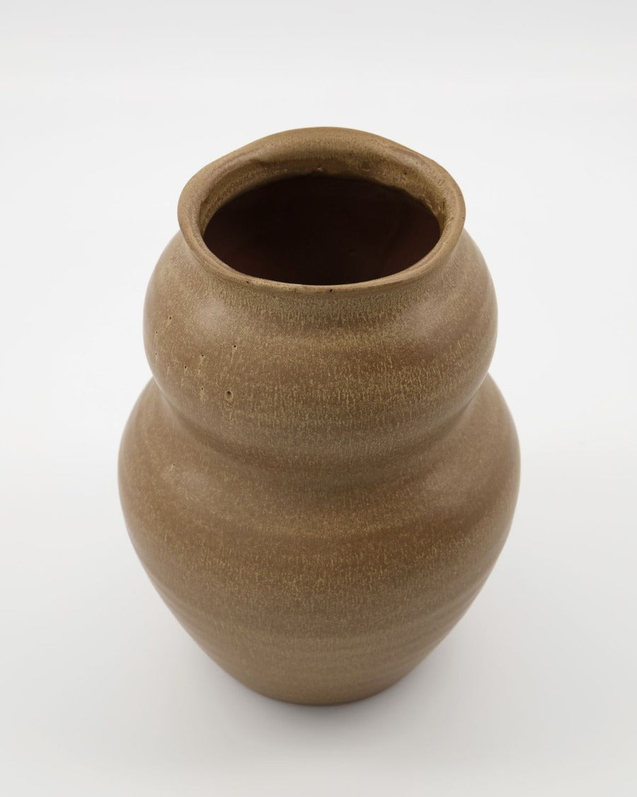 vase ceramis warm brown soft beautiful shape form flower pot living room bedroom flowers decorative home