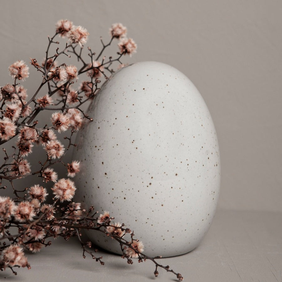 Gray ceramic egg M
