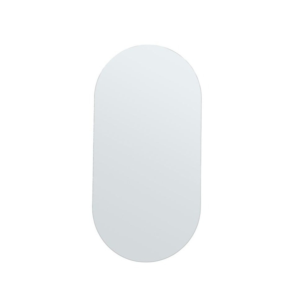 Peegel, mis annab toale hoopis uue ilme. Kirgas klaas ning tagumisel poolel MDF, mis lubab peeglit seinale riputada nii horisontaalselt kui ka vertikaalselt.  Sobib nii esikusse, kontorisse kui ka vannituppa (peegel on sobilik niisketesse ruumidesse).
